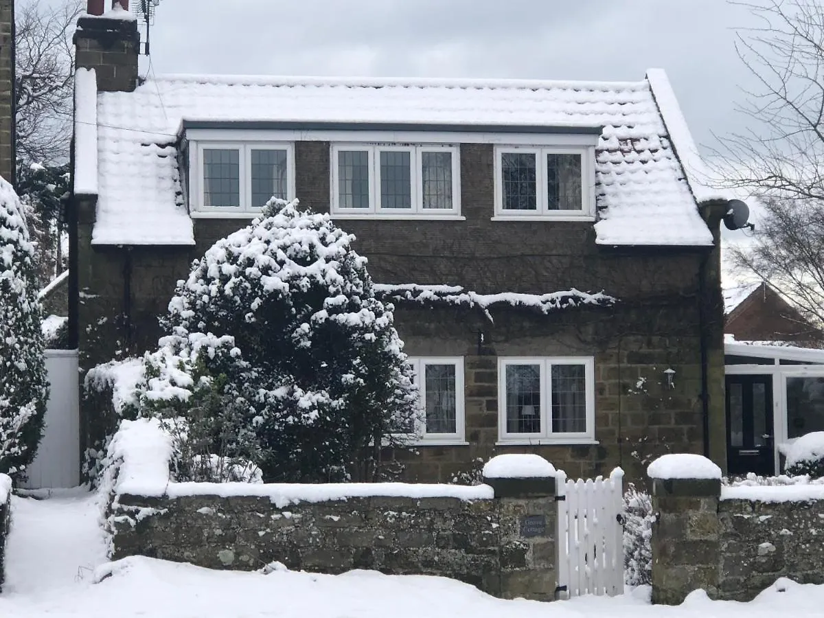 Scalby Grove Cottage 0*, Scalby (North Yorkshire)
